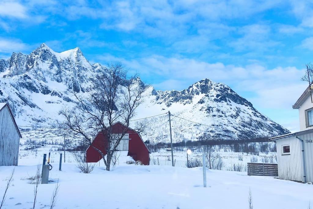 Apartamento Norwegian House Maria Stua Mefjordvær Exterior foto